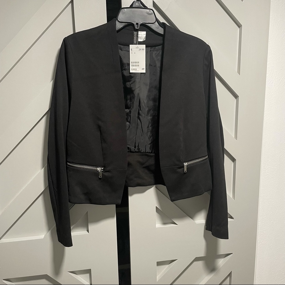BUNDLE DEAL BLACK BLAZER AND STRETCH PANTS